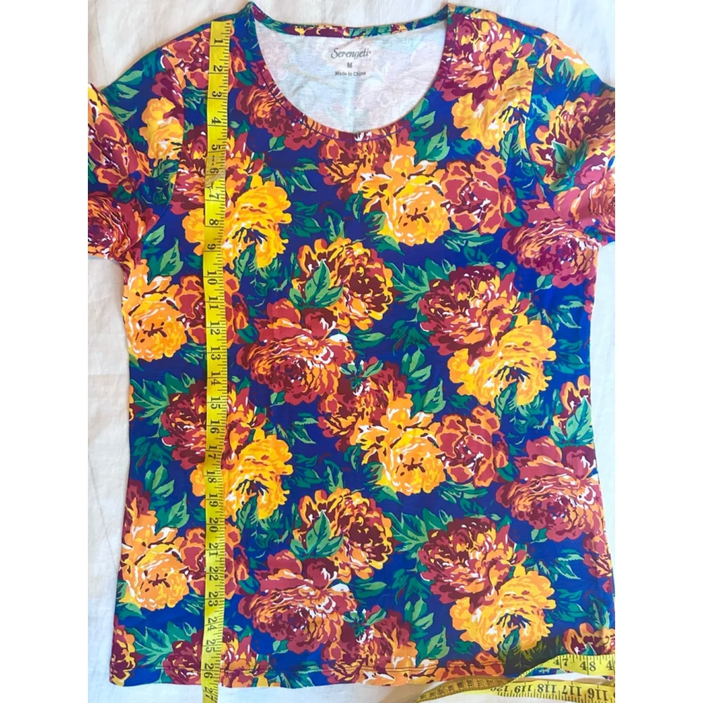 NWOT Women’s Medium Serengeti 3/4 Sleeve Floral Tunic Blouse Shirt